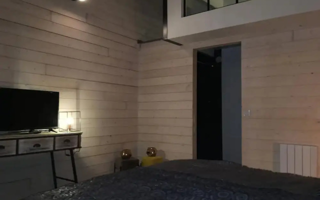 Majestic Villa in Nuaille-d'aunis With Sauna