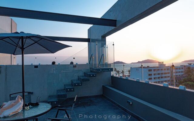 Nuevo y moderno Loft, 1 cuadra malecón con alberca