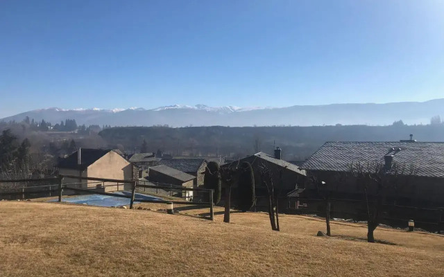 Duplex Bolvir con piscina y excelentes vistas