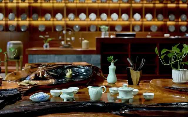 Yinxin Century Hotel