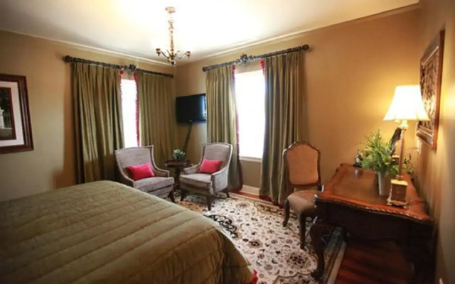 The Campbell Hotel on Route 66