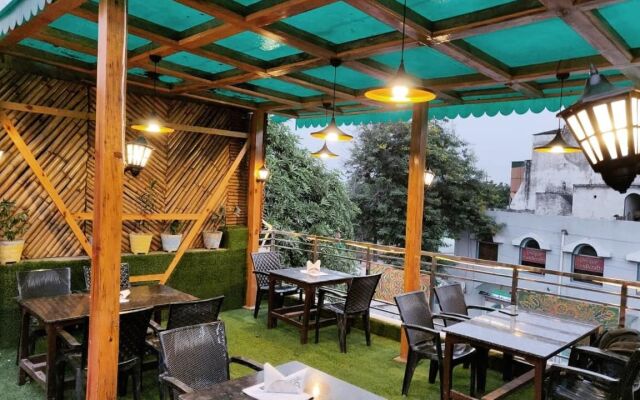 Bedweiser Backpackers Hostel