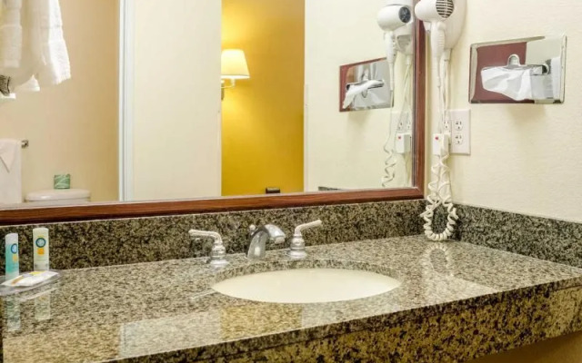 Holiday Inn Express Wichita North - Park City