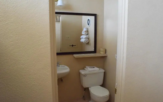 Imperial Motel