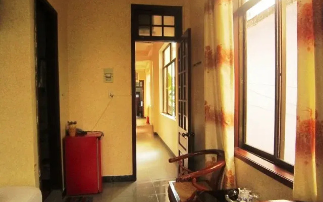 Nguyen Tri Phuong Hotel