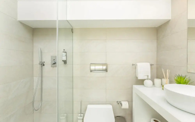 Travelstaytion - Central in Oporto