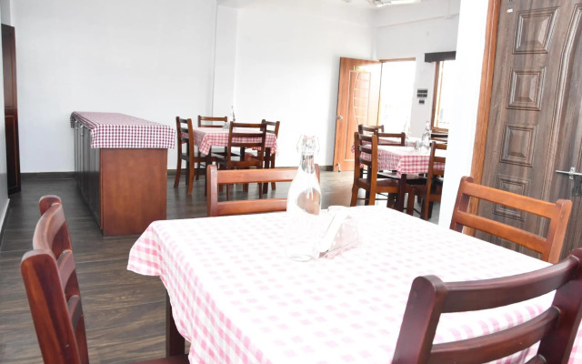 Hotel Aqua Breeze by OYO Rooms