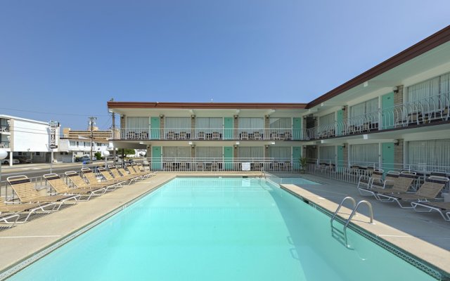 Panoramic Motel & Apartments