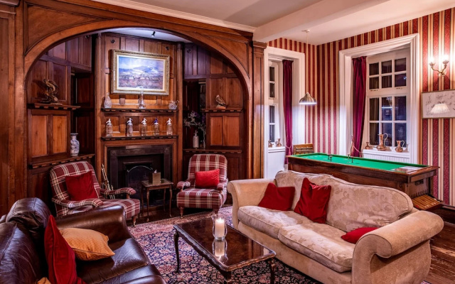 Dalmunzie Castle Hotel