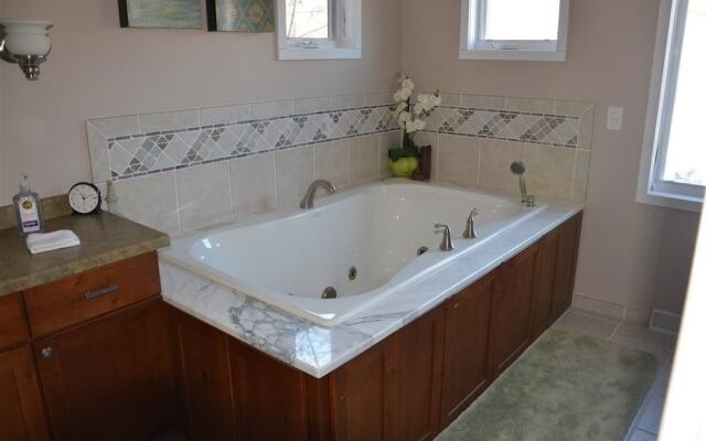 Sugar Creek Vacation Rental