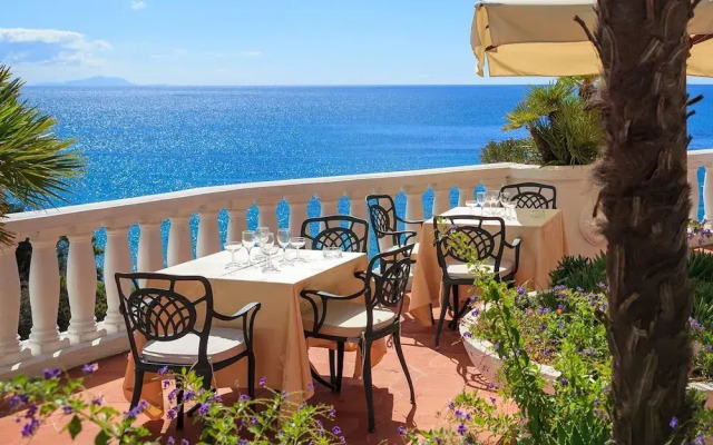 Grand Hotel Le Rocce