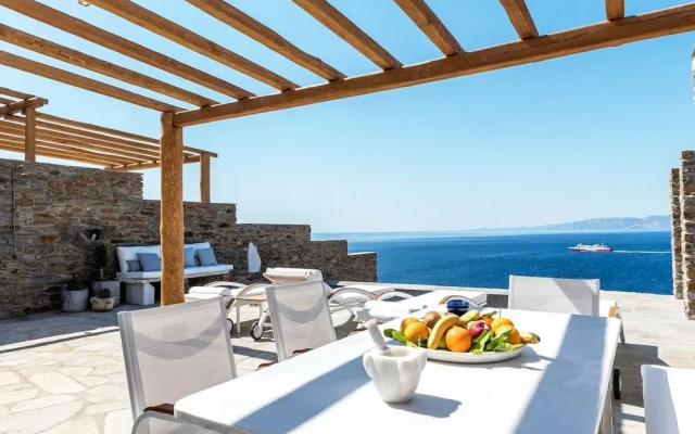 Vathi Bleu Private Villas