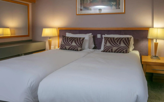Best Western Premier Knowsley Suites Hotel & Spa