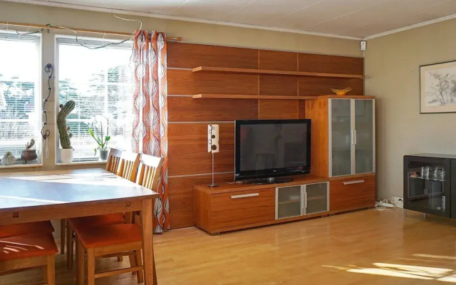 8 Person Holiday Home in Grebbestad-by Traum