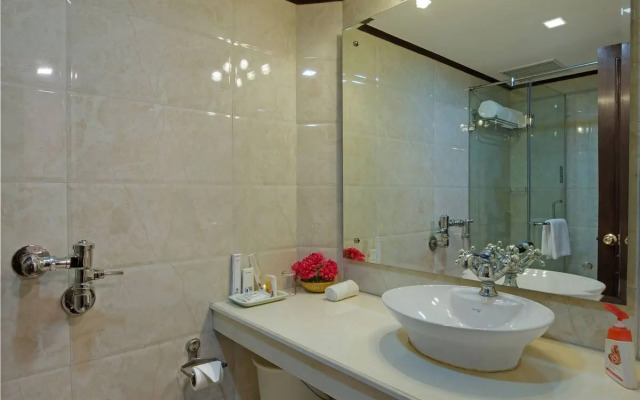 Hotel Baljees Regency