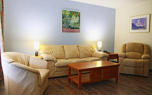 Victoria Palms Inn & Suites