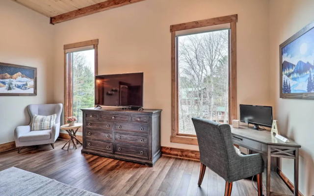 Mountainside Retreat w/ Fire Pit in Banner Elk