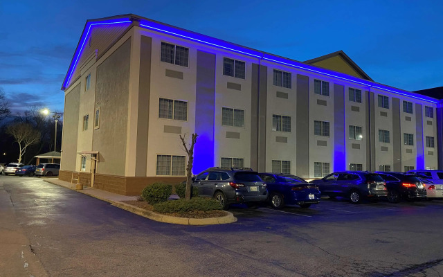 hotelImage