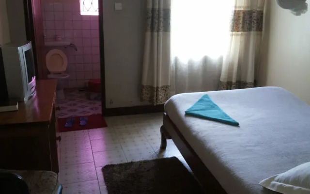 Enro Hotel