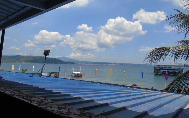 Blue Rock Beach Resort
