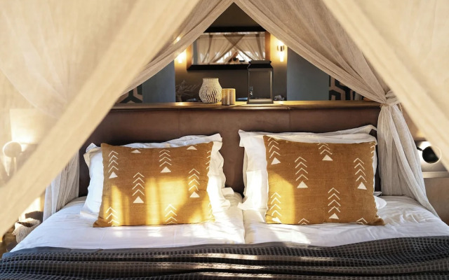 Sandfontein Lodge & Nature Reserve