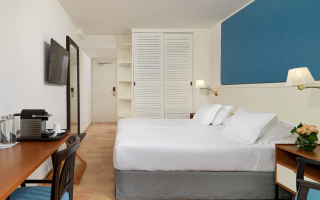 Boutique Hotel H10 Blue Mar - Adults Only