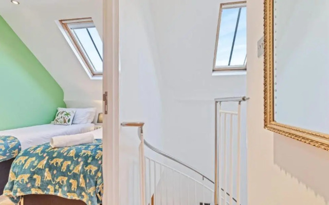 Brighton Getaways - Artist Studio