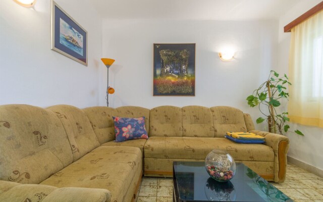 Apartment Petar