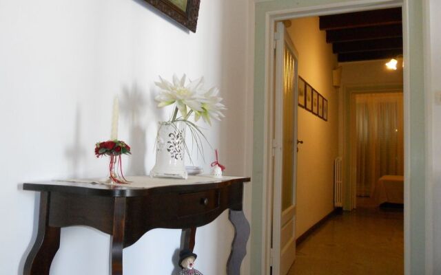 Palazzo De Tomasi B&B