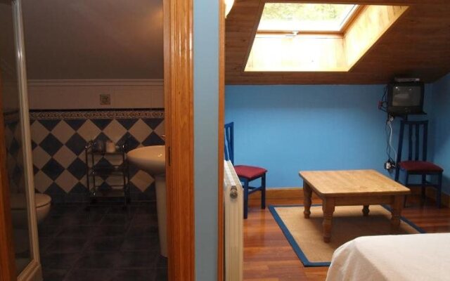 Hostal Rural Onbordi