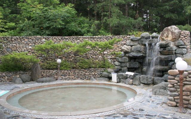 Chungju Suanbo Park Hotel