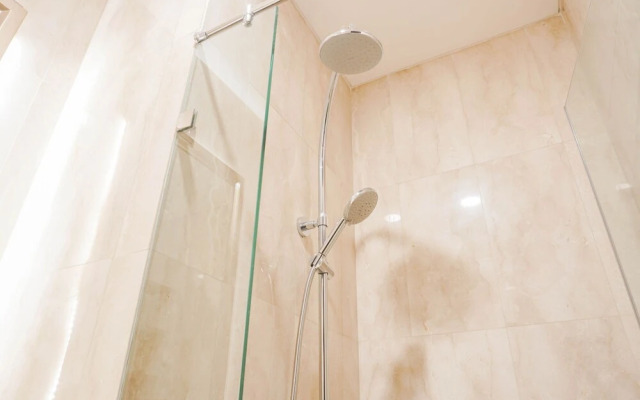 Fabulous and Strategic 1BR Sudirman Suites Apartment