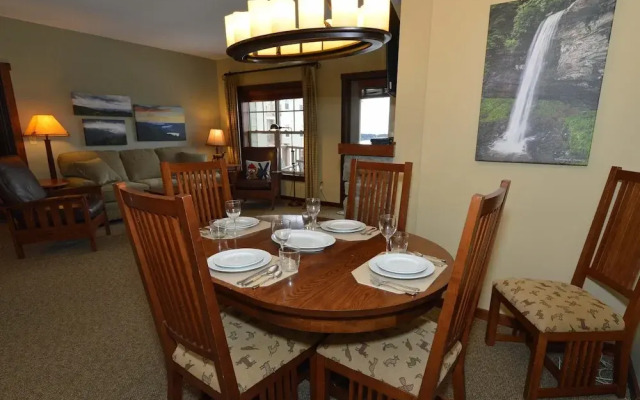 2 Br: Soaring Eagle 402