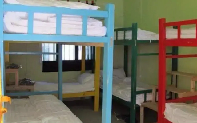 Recall Youth Hostel