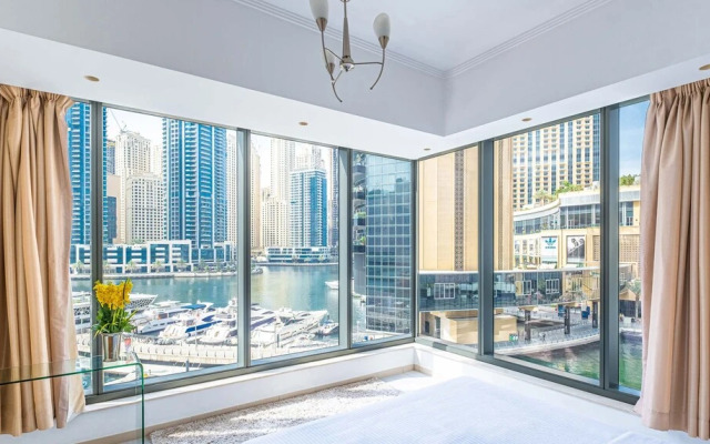 LUX Holiday Home - Silverene Towers 1