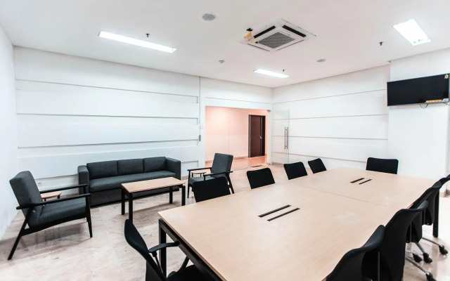 Super OYO Townhouse 1 Hotel Salemba