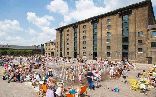 Modern 2bed Apt W/balcony in Kings Cross