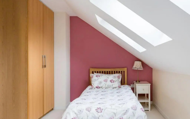 Sunnybank House in North Epsom