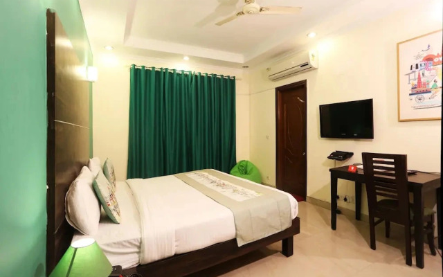Solitaire Villa By OYO Rooms