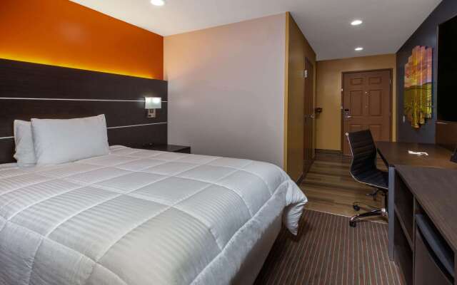 Hotel Vinea, a Travelodge by Wyndham