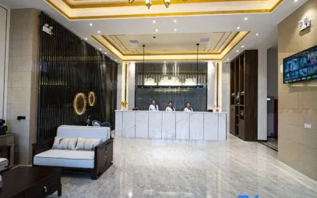 Zhumadian Ruihai Business Hotel