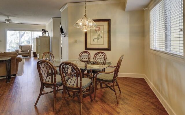 Windsor Place 107 by RedAwning