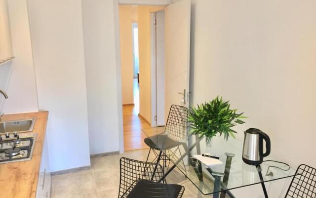 2 Bedroom Apartment on Chavchavadze Ave