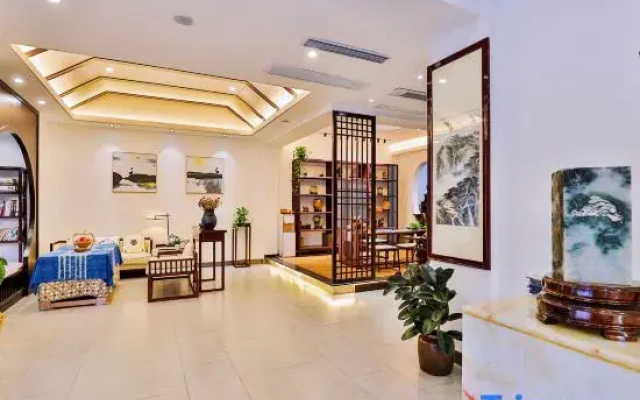 Zhuchen Inn