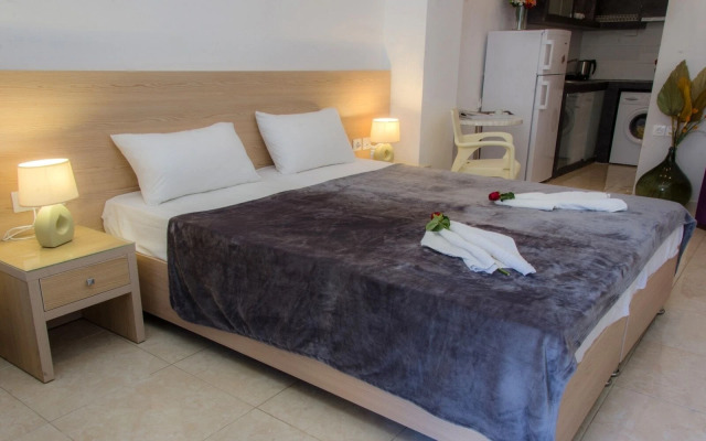 Polykratis Rooms