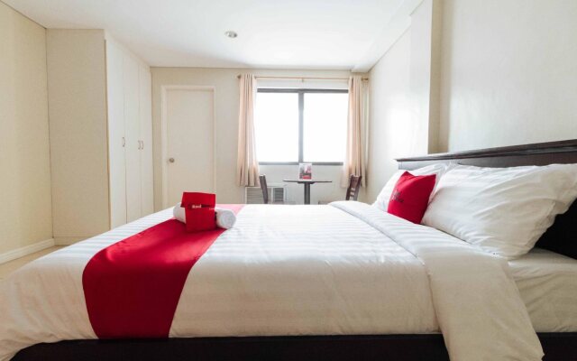 RedDoorz Plus near Capitol Commons