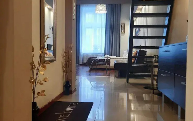 Luxury Senate Apartment