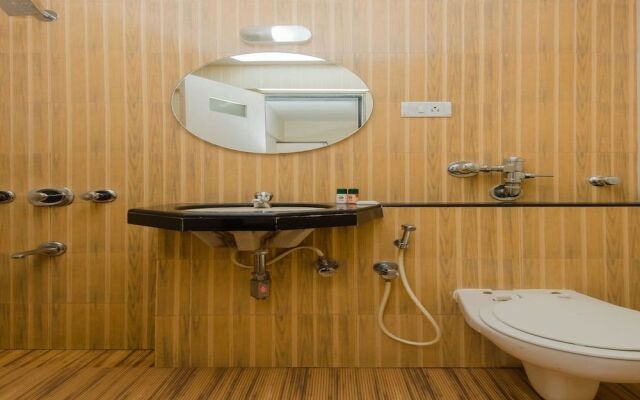 OYO 10248 Hotel Sahar International