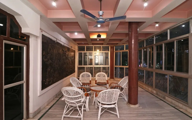 OYO 18668 Ananya Guest House