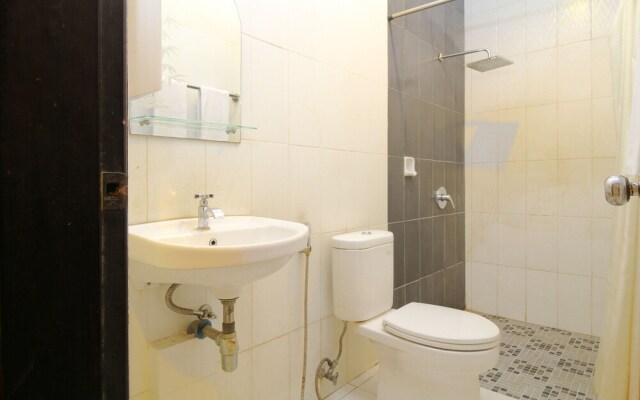 Airy Panakkukang Topaz Raya Blok F 5 Masale Makassar